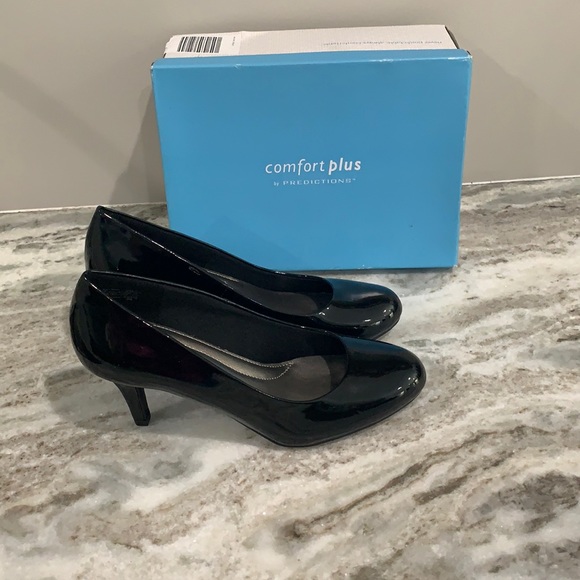 Woman’s heels NWT